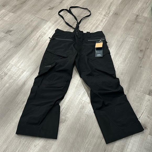 THE NORTH FACEMen’s Ski Patrol FUTURELIGHT Pants Waterproof Padded Kn…